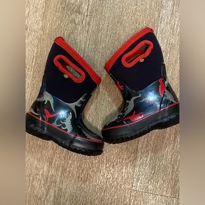 Toddler Dinosaur Bog Boots - Red and Black Dinos